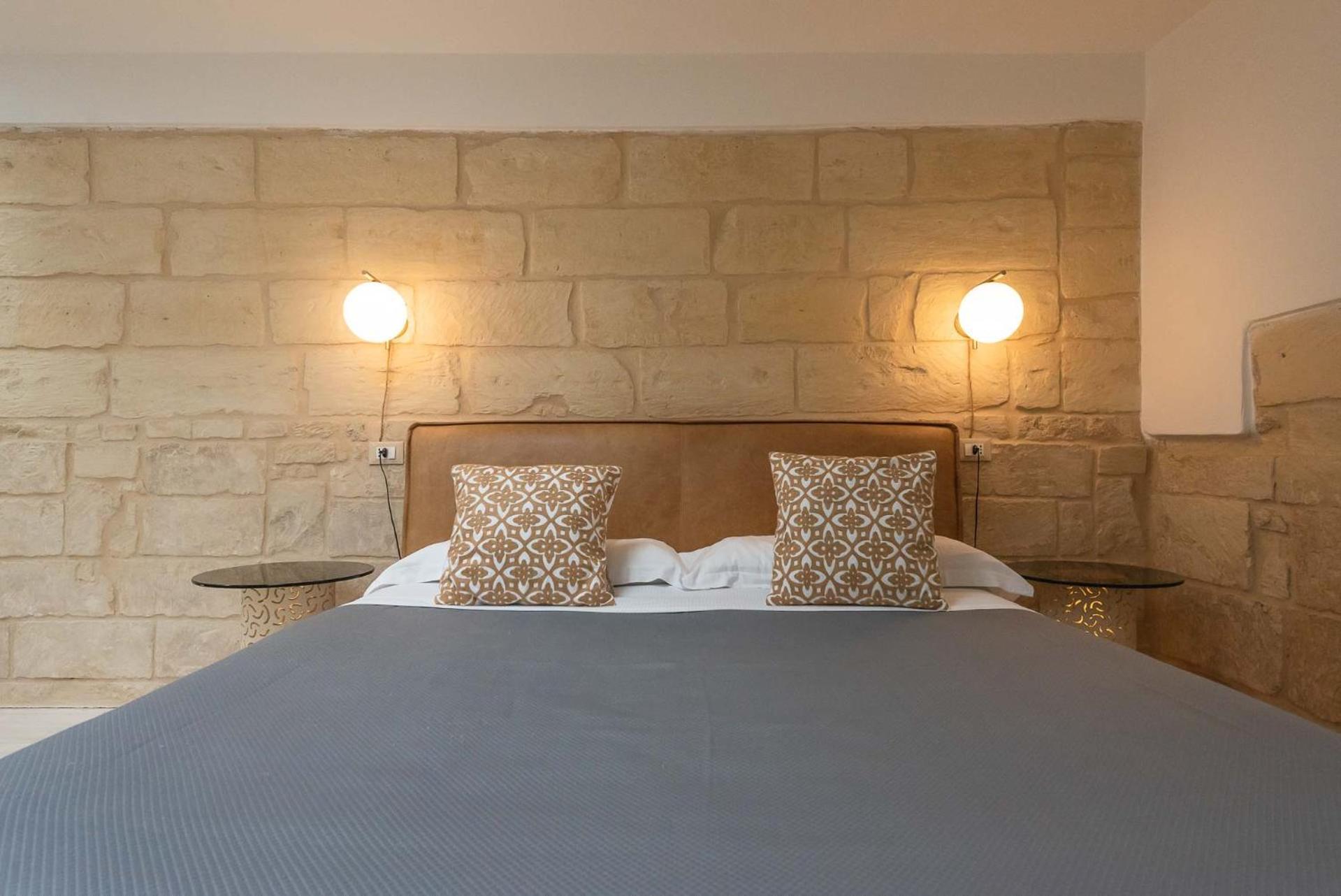Le Nicchie Luxury Rooms Lecce Ngoại thất bức ảnh